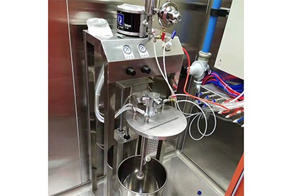 汽车内饰件自动喷漆设备